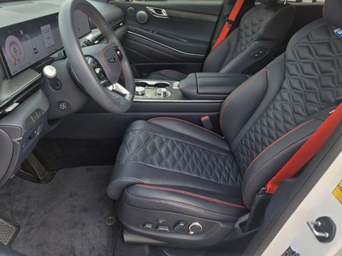 Used 2025 Genesis GV80 3.5T image 20