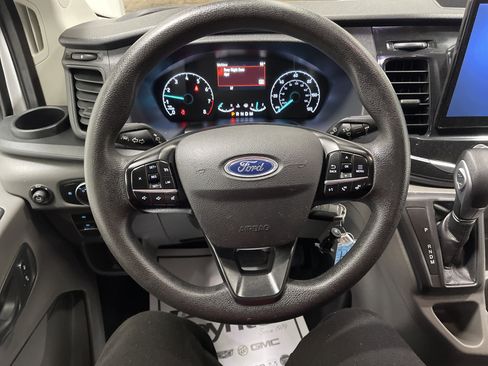 Used 2023 Ford Transit 350 XLT image 27