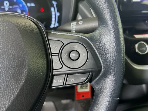 Certified 2026 Toyota Corolla LE FWD image 17