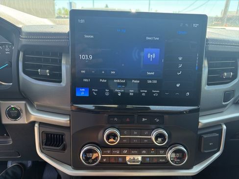 Used 2024 Ford Expedition Max XLT image 33