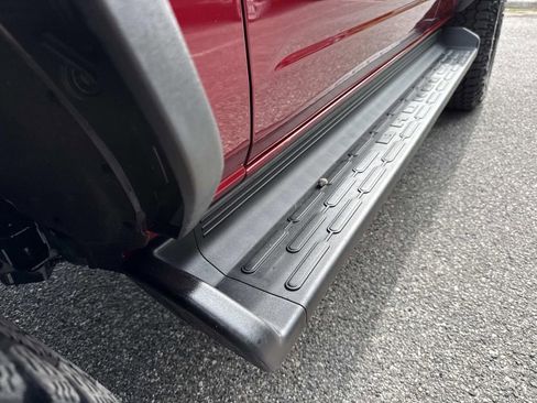 Used 2025 Ford Bronco Heritage Edition AWD/4WD image 13