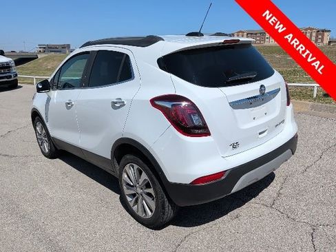 Used 2020 Buick Encore Preferred image 6
