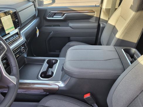 New 2026 Chevrolet Silverado 3500 LT w/ Texas Edition AWD/4WD image 17