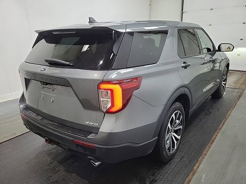 Used 2022 Ford Explorer ST-Line w/ Class IV Trailer Tow Package AWD/4WD image 6