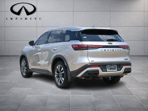 Certified 2025 INFINITI QX60 Luxe AWD/4WD image 5