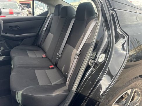 Used 2025 Nissan Sentra SV FWD image 12