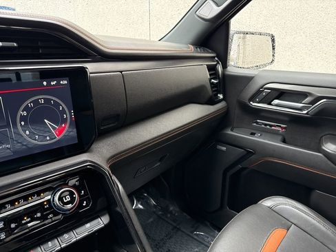 Used 2023 GMC Sierra 1500 AT4 w/ AT4 Preferred Package AWD/4WD image 23