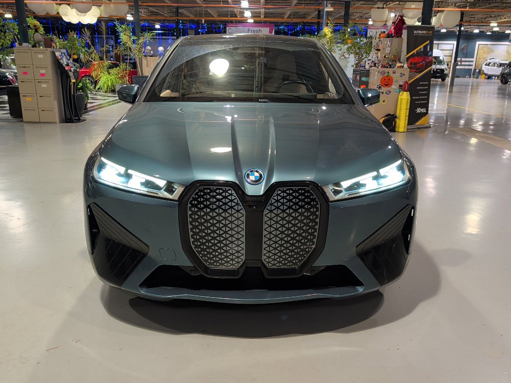 Certified 2024 BMW iX xDrive50 w/ Premium Package AWD/4WD image 5