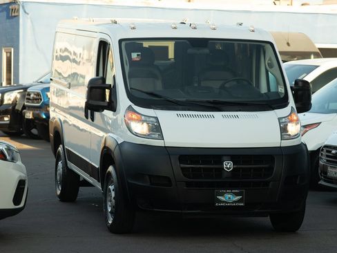 Used 2018 RAM ProMaster 1500 FWD image 2