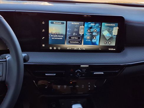 New 2026 Nissan Kicks SR w/ Cold Weather Package image 16