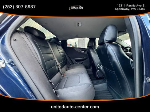 Used 2016 Chevrolet Malibu LT image 12