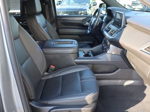 Used 2024 Chevrolet Tahoe RST w/ Luxury Package AWD/4WD image 41