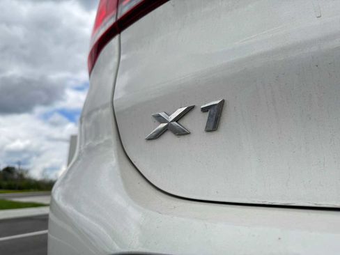 Used 2021 BMW X1 xDrive28i w/ Convenience Package AWD/4WD image 8