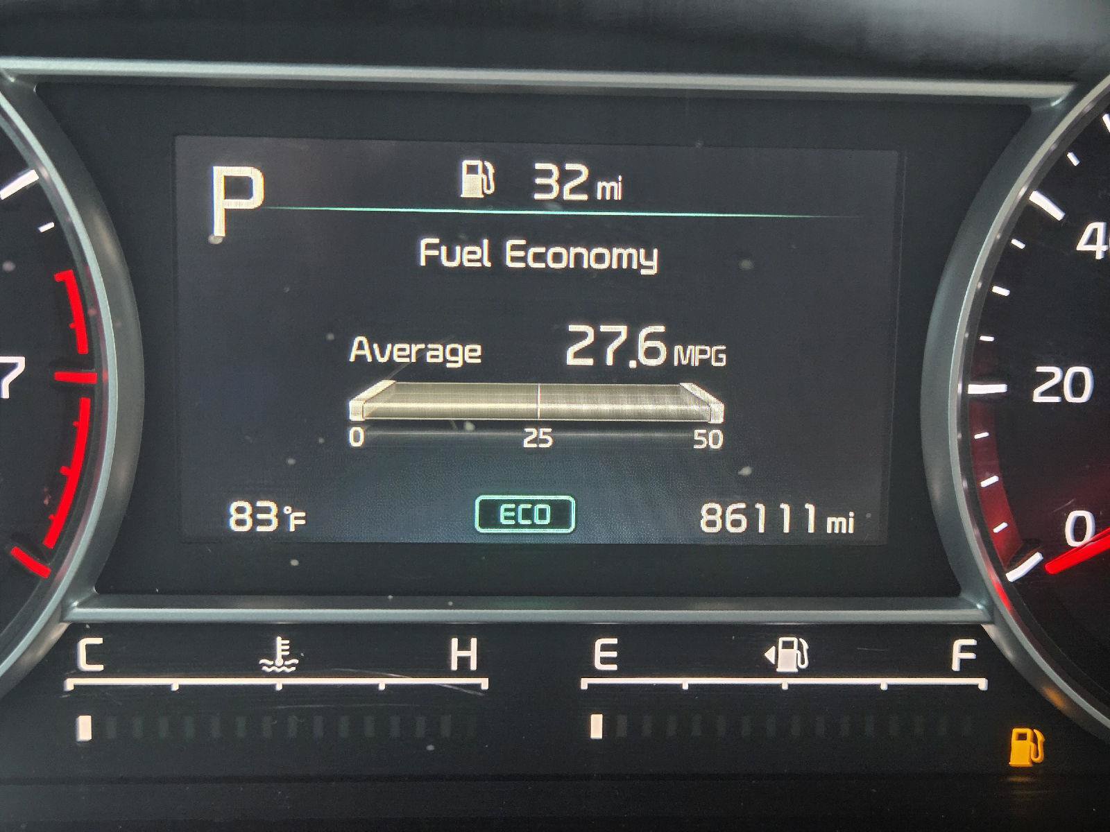Used 2022 Kia Sorento S FWD image 2