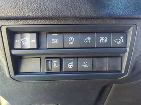 Used 2026 Toyota Tundra SR5 w/ SR5 Premium Package AWD/4WD image 12