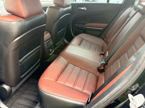 Used 2014 Dodge Charger R/T RWD image 34