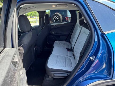 Used 2023 Ford Escape Active AWD/4WD image 17