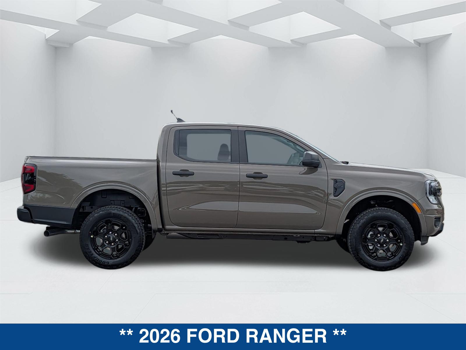 New 2026 Ford Ranger XLT w/ Black Appearance Package RWD image 5