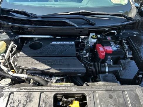 Used 2024 Nissan Rogue SV AWD/4WD image 11