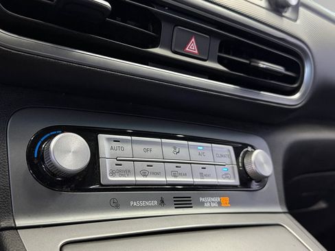 Used 2022 Hyundai Kona SEL w/ Convenience Package FWD image 22