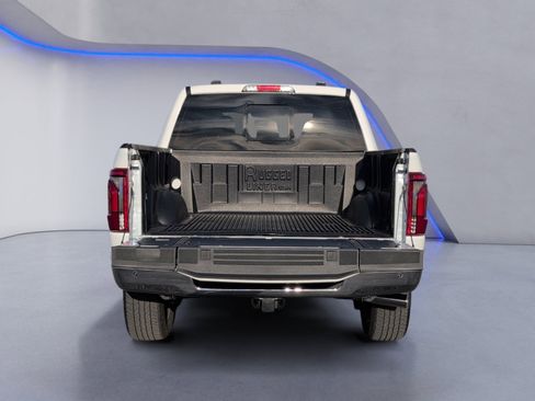 Used 2025 Ford F150 Lariat w/ Equipment Group 502A High image 6