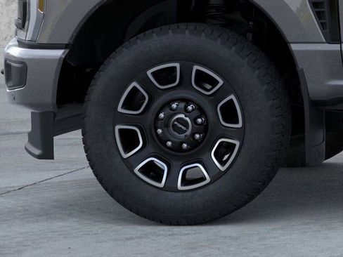 New 2026 Ford F250 Platinum image 19