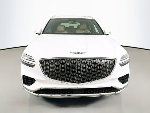 New 2026 Genesis GV70 2.5T Advanced image 2