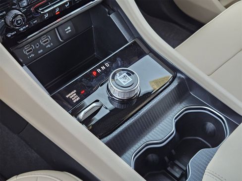 New 2025 Jeep Grand Cherokee Limited image 21