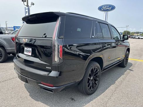 Used 2023 Cadillac Escalade Sport w/ LPO, ONYX Package AWD/4WD image 5
