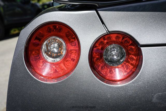 Used 2011 Nissan GT-R Premium AWD/4WD image 73