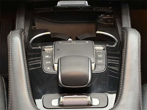 Used 2022 Mercedes-Benz GLS 450 4MATIC image 24