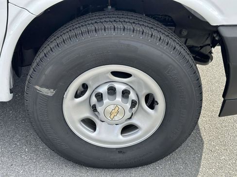 New 2025 Chevrolet Express 2500 w/ Driver Convenience Package image 17