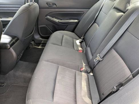 Used 2024 Nissan Altima 2.5 SV FWD image 17
