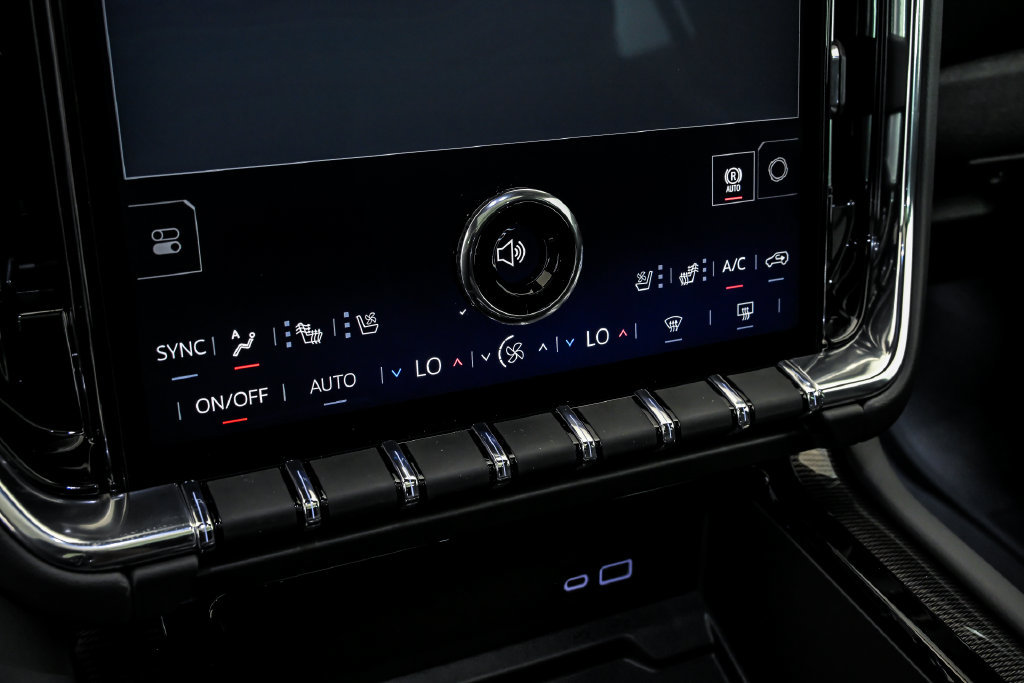 New 2027 GMC Yukon Elevation w/ Elevation Premium Package AWD/4WD image 18