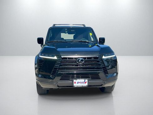 Used 2025 Lexus GX 550 AWD/4WD image 2