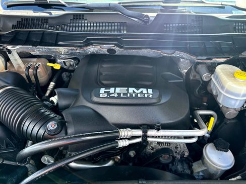 Used 2017 RAM 3500 Big Horn image 29