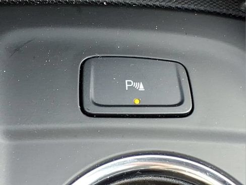 Used 2024 Chevrolet Equinox LT w/ LPO, Floor Liner Package FWD image 21