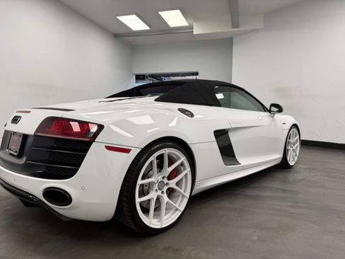 Used 2011 Audi R8 V10 AWD/4WD image 36
