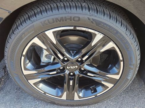 Used 2024 Kia K5 GT-Line AWD/4WD image 10