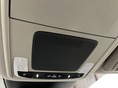 New 2025 Honda Pilot EX-L image 26