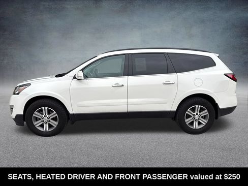 Used 2015 Chevrolet Traverse LT FWD image 2