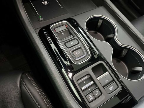 Used 2023 Honda Pilot Touring image 28