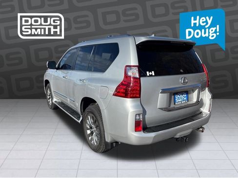 Used 2012 Lexus GX 460 image 3