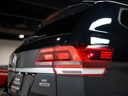 Used 2019 Volkswagen Atlas SE w/ Towing Package AWD/4WD image 18