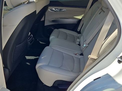 Used 2026 Genesis GV70 2.5T Select image 13