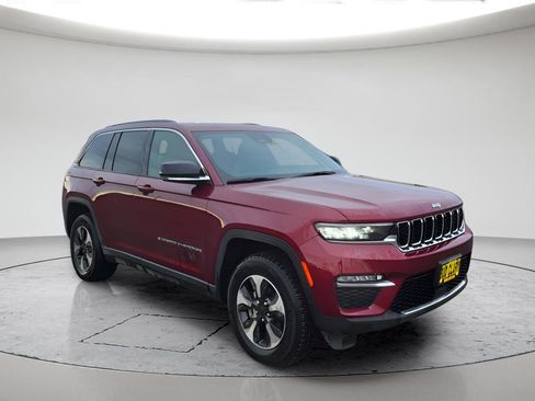 Used 2024 Jeep Grand Cherokee Limited 4xe AWD/4WD image 4