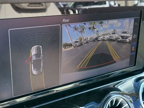 Used 2018 Mercedes-Benz E 400 4MATIC Cabriolet image 30