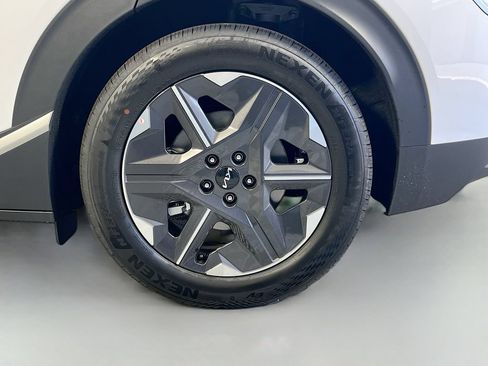 New 2026 Kia EV6 Light RWD image 29