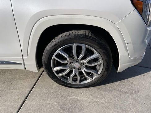 Used 2024 GMC Terrain Denali w/ Denali Premium Package image 23