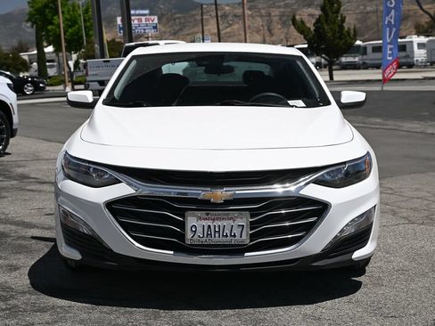 Used 2024 Chevrolet Malibu LT FWD image 2